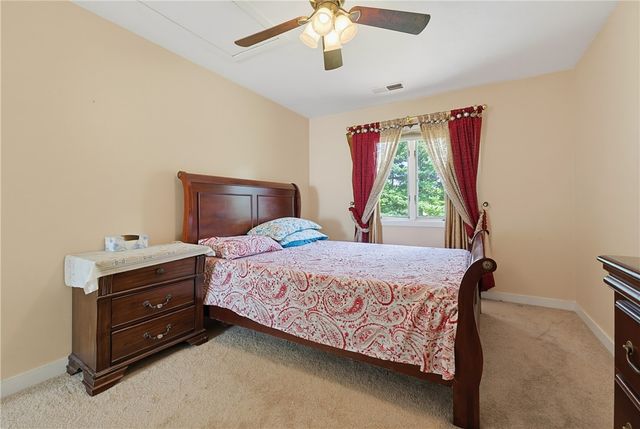 10 Di Fazio Drive, Johnston, RI 02919