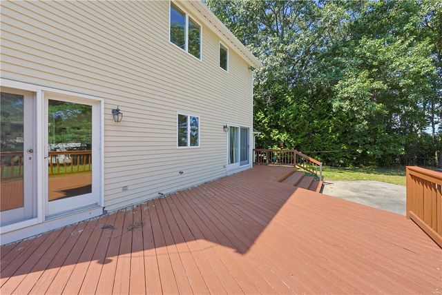 10 Di Fazio Drive, Johnston, RI 02919