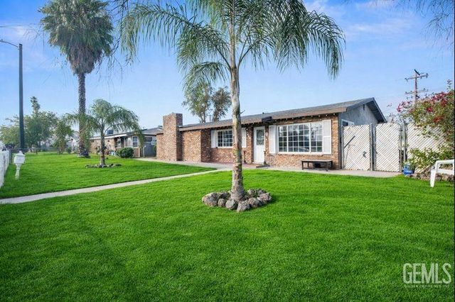 1320 White Lane, Bakersfield, CA 93307