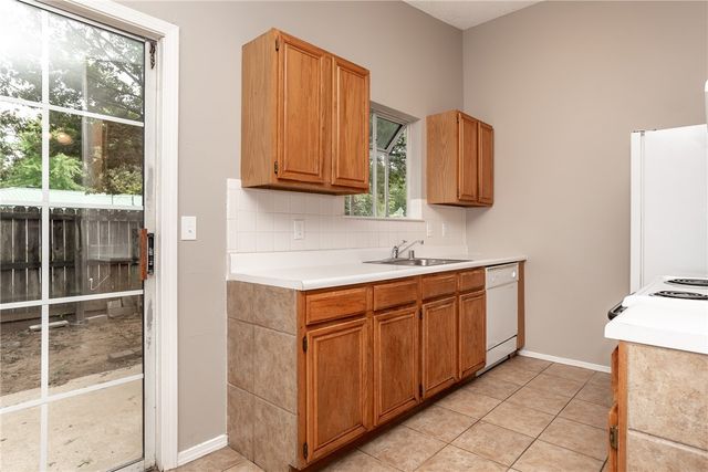 2011 Chestnut Avenue, Fayetteville, AR 72703