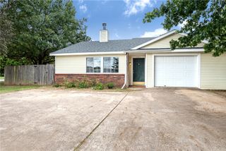 2011 Chestnut Avenue, Fayetteville, AR 72703