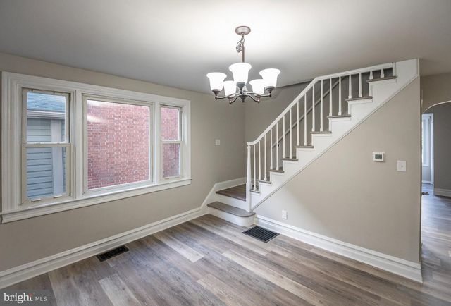 604 W MAIN ST, Waynesboro, PA 17268