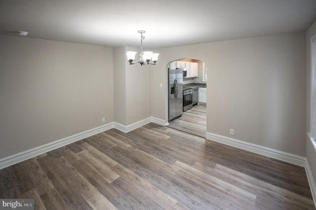 604 W MAIN ST, Waynesboro, PA 17268
