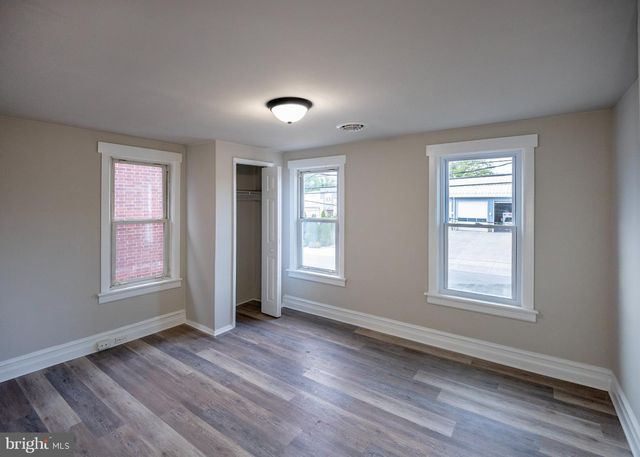 604 W MAIN ST, Waynesboro, PA 17268