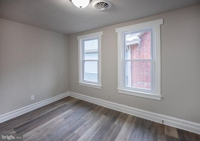 604 W MAIN ST, Waynesboro, PA 17268