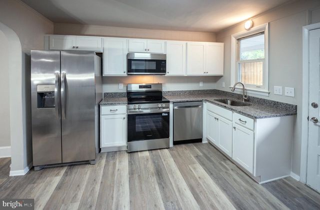 604 W MAIN ST, Waynesboro, PA 17268