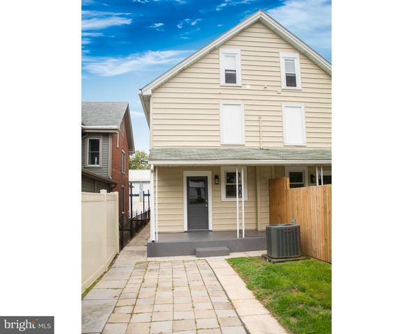 604 W MAIN ST, Waynesboro, PA 17268