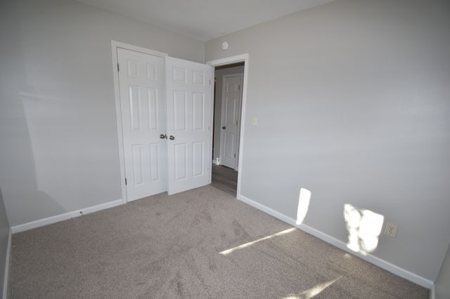 1421 Richmond Pl, Clarksville, TN 37040