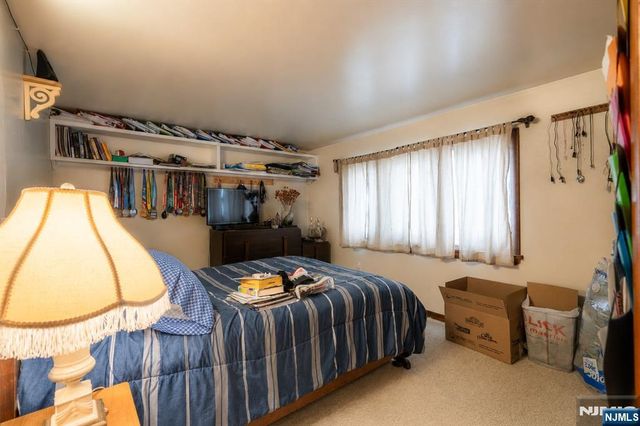 804 Saddle River Road, Saddle Brook, NJ 07663