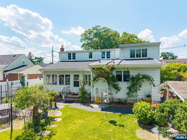 804 Saddle River Road, Saddle Brook, NJ 07663