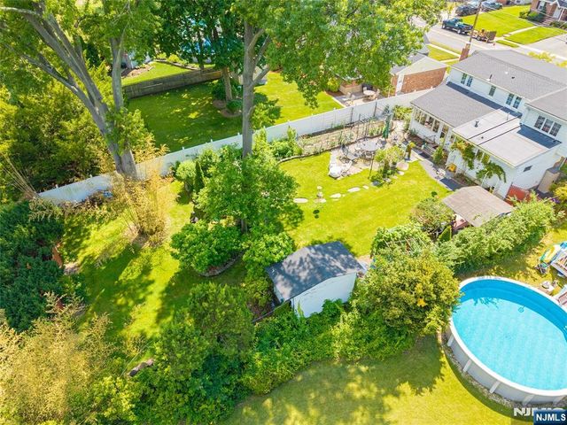 804 Saddle River Road, Saddle Brook, NJ 07663