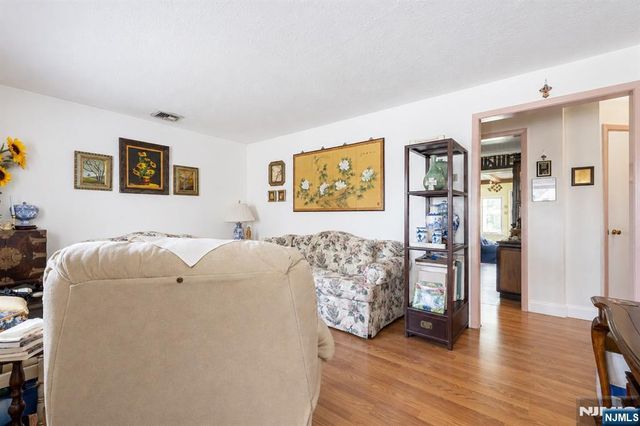 804 Saddle River Road, Saddle Brook, NJ 07663