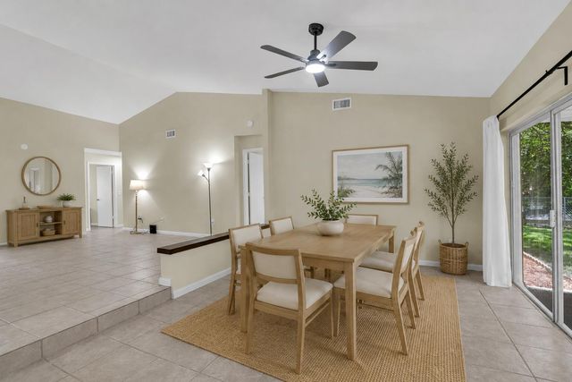 3930 NW 79th Way, Davie, FL 33024