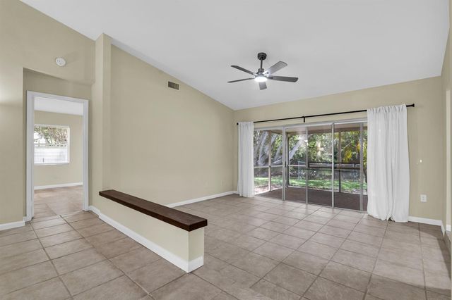 3930 NW 79th Way, Davie, FL 33024
