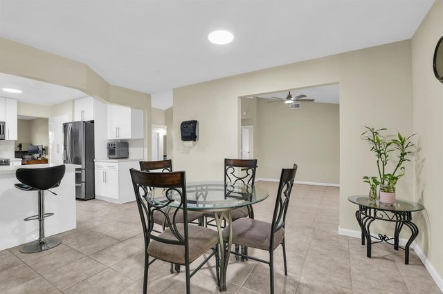 3930 NW 79th Way, Davie, FL 33024