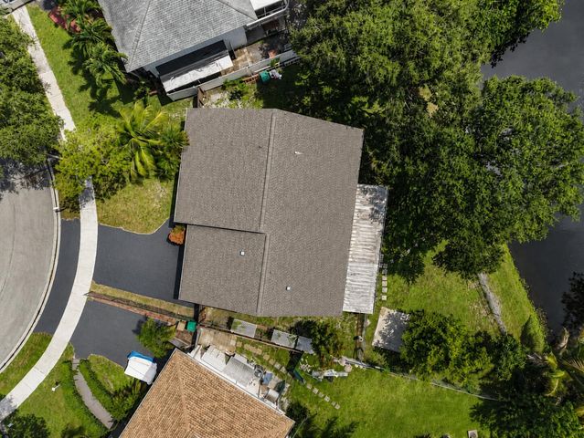 3930 NW 79th Way, Davie, FL 33024