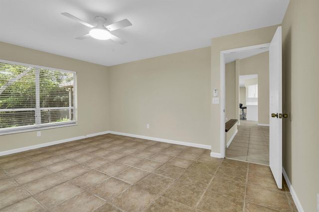 3930 NW 79th Way, Davie, FL 33024
