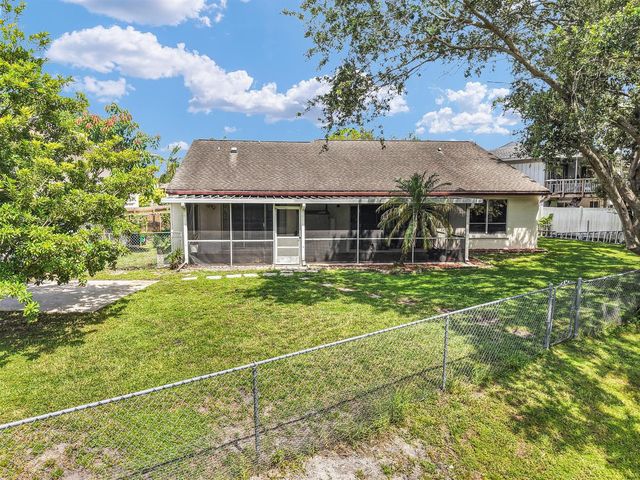 3930 NW 79th Way, Davie, FL 33024