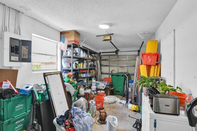 3930 NW 79th Way, Davie, FL 33024