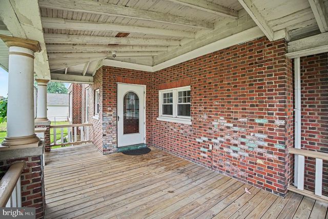 210 E WINONA AVE, Norwood, PA 19074