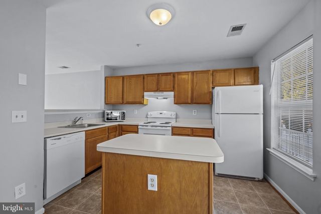 1410 FLATWOOD CT, Crofton, MD 21114