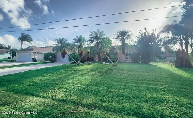 1521 Barber Street, Sebastian, FL 32958