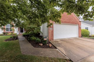 12579 Woodberry Lane, Strongsville, OH 44149