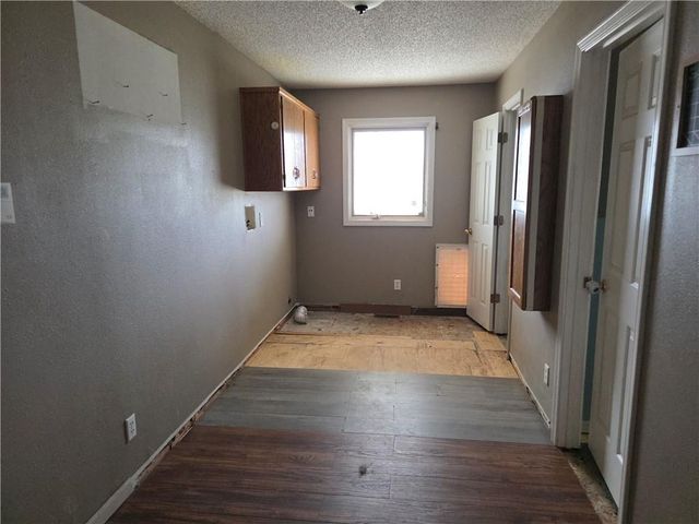 16250 S 1383 Road, Nevada, MO 64772