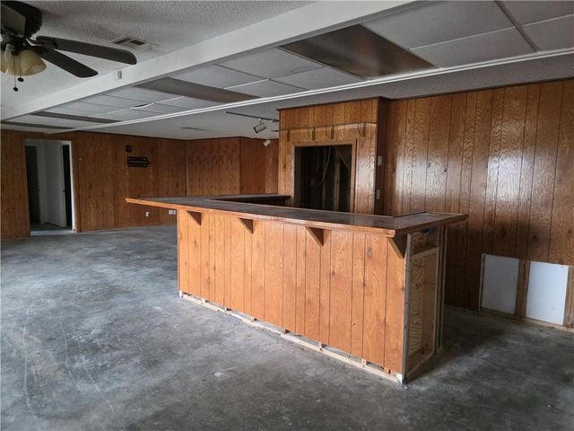 16250 S 1383 Road, Nevada, MO 64772