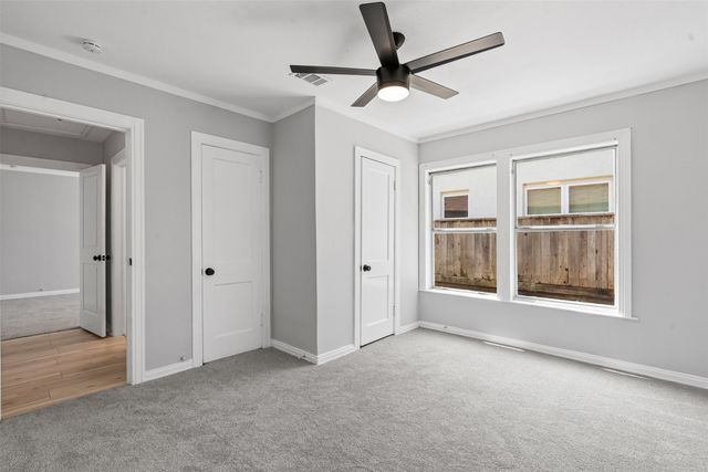 2126 Idaho Avenue, Dallas, TX 75216