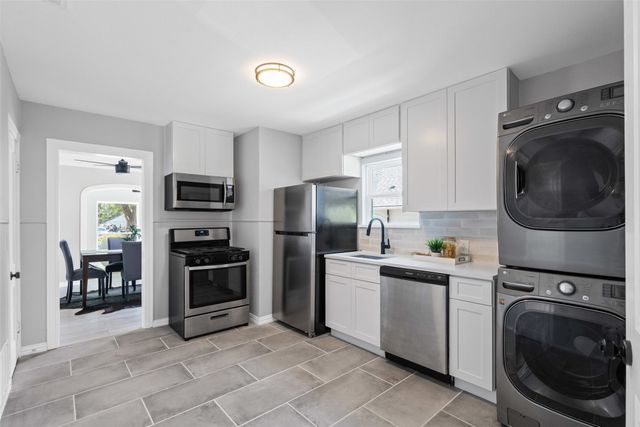 2126 Idaho Avenue, Dallas, TX 75216