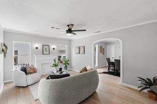 2126 Idaho Avenue, Dallas, TX 75216