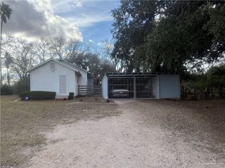 8105 Mile 2 1/2 E Road, Mercedes, TX 78570
