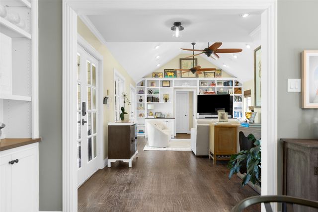 3856 Shorecrest Drive, Dallas, TX 75209