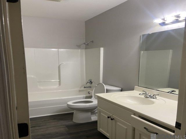 1010 Villa Dr, Baton Rouge, LA 70810