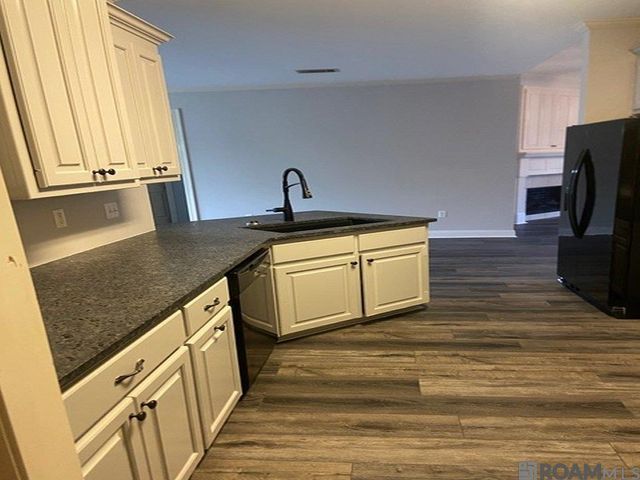 1010 Villa Dr, Baton Rouge, LA 70810