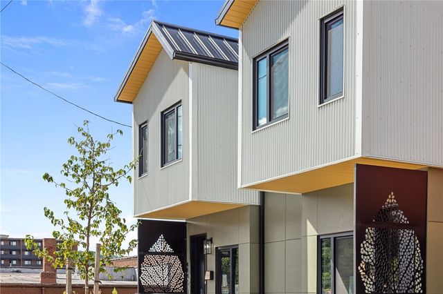 4826 Chatsworth Ave, Hazelwood, PA 15207