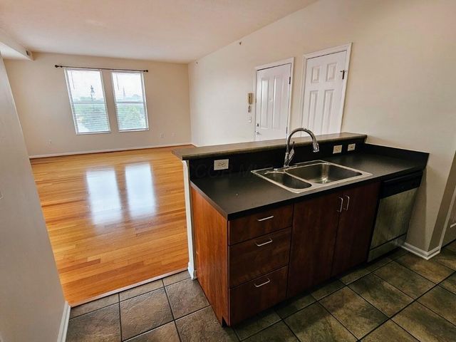 120 E Mound Street, 2, Columbus, OH 43215