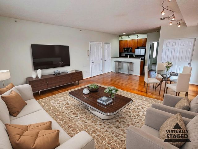 120 E Mound Street, 2, Columbus, OH 43215