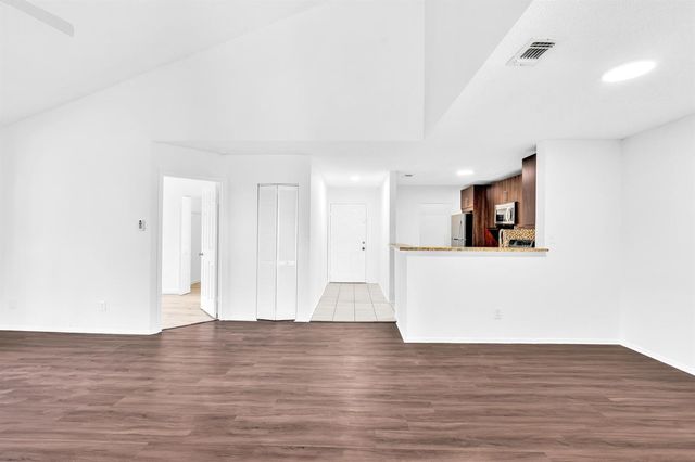 11225 W Atlantic Boulevard 306, Coral Springs, FL 33071