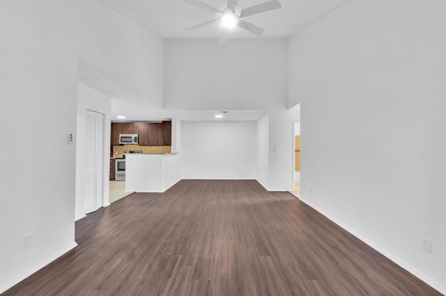 11225 W Atlantic Boulevard 306, Coral Springs, FL 33071