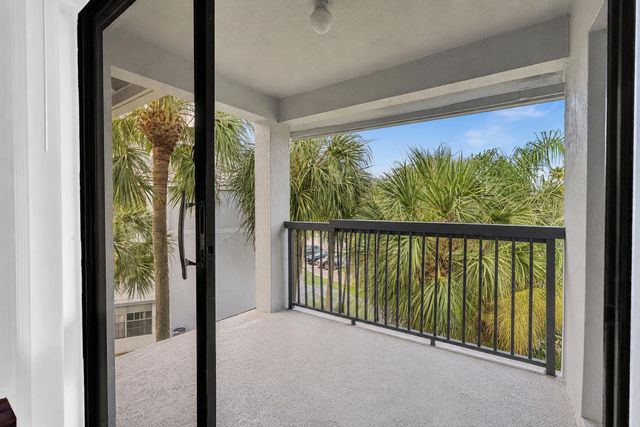 11225 W Atlantic Boulevard 306, Coral Springs, FL 33071