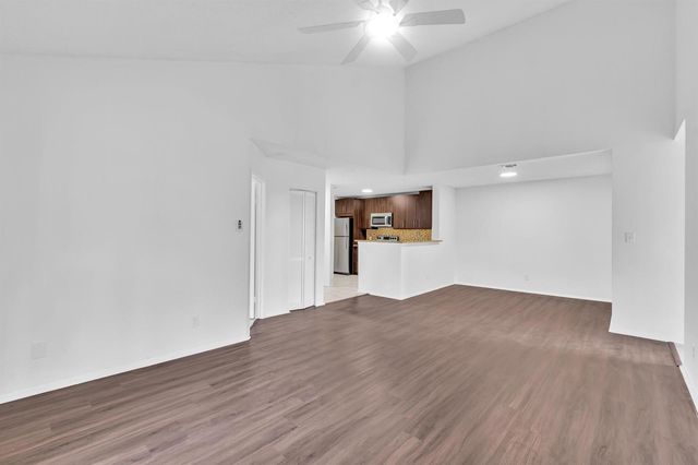 11225 W Atlantic Boulevard 306, Coral Springs, FL 33071