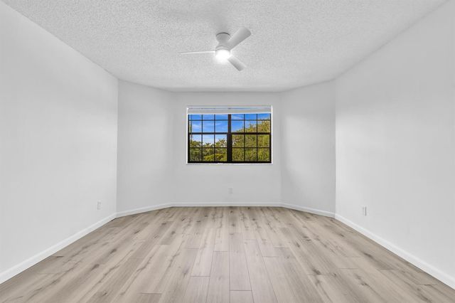 11225 W Atlantic Boulevard 306, Coral Springs, FL 33071