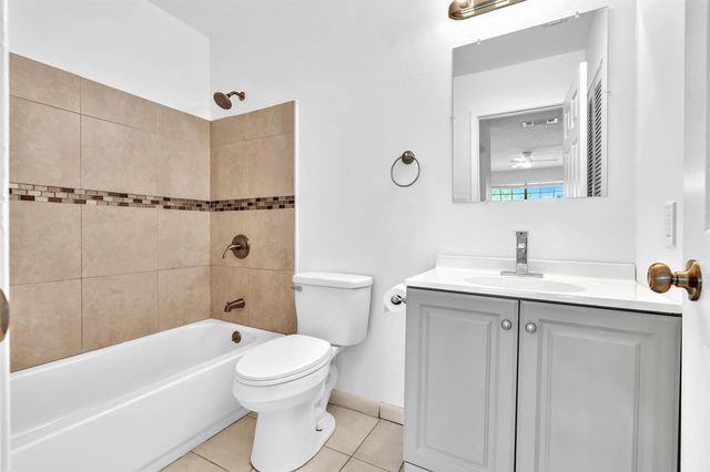 11225 W Atlantic Boulevard 306, Coral Springs, FL 33071