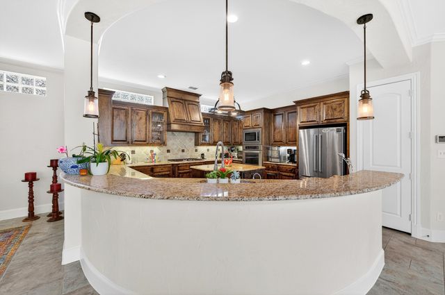 3617 Vineyard Way, Farmers Branch, TX 75234