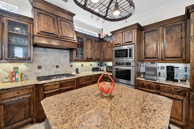 3617 Vineyard Way, Farmers Branch, TX 75234