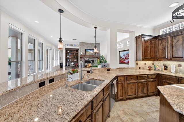 3617 Vineyard Way, Farmers Branch, TX 75234