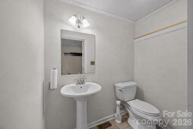 229 N Race Street, Statesville, NC 28677