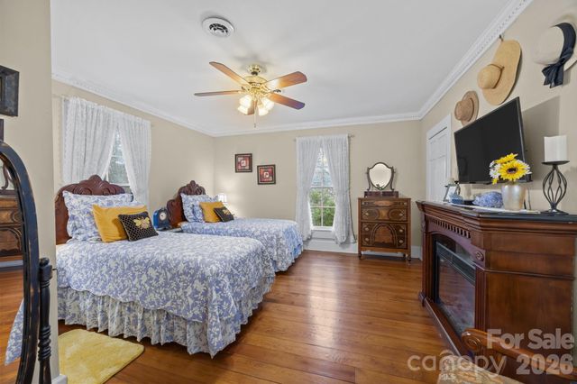 229 N Race Street, Statesville, NC 28677